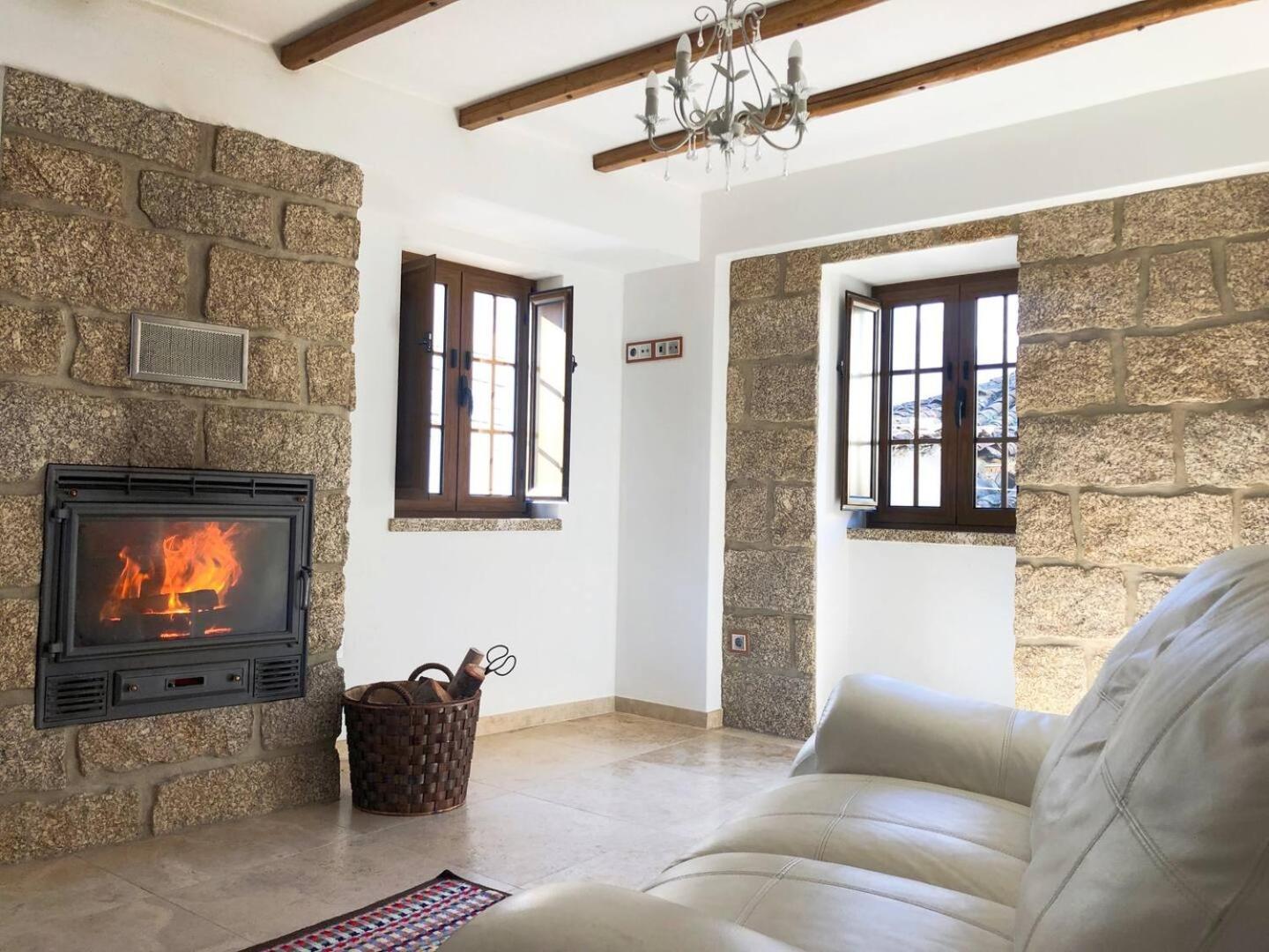 Laje House Fireplace Entire House Wifi Fundão Extérieur photo